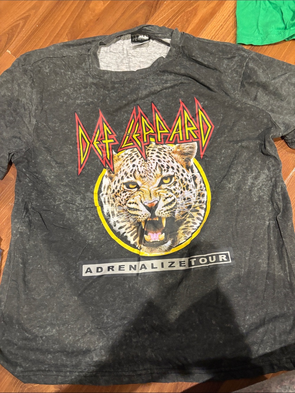 Def Leppard Graphic T Shirt